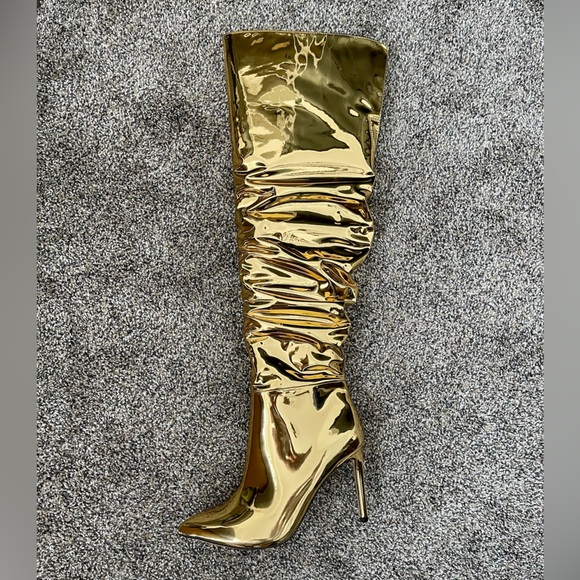 I.N.C. International Concepts Single Boot! - Picture 1 of 3